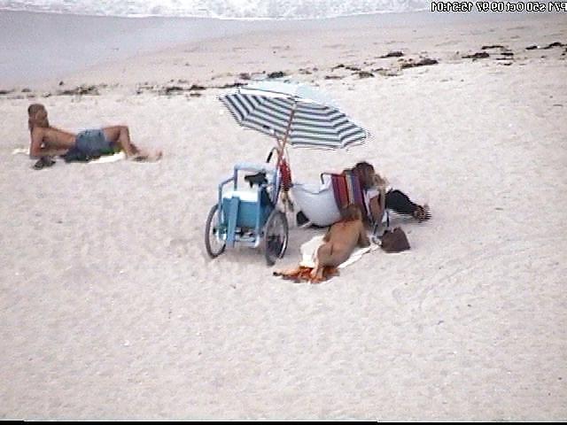 25P Sweet beach girls 2