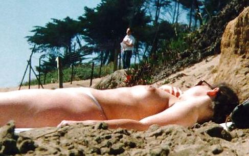 25P Sweet beach girls 2