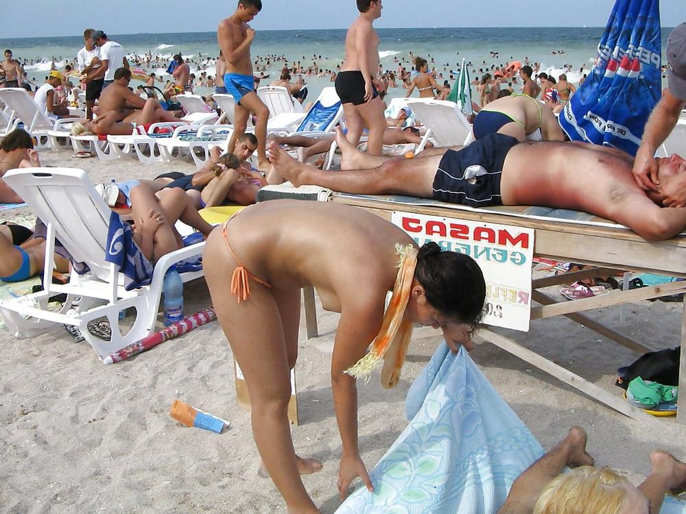 25P On the beach 5