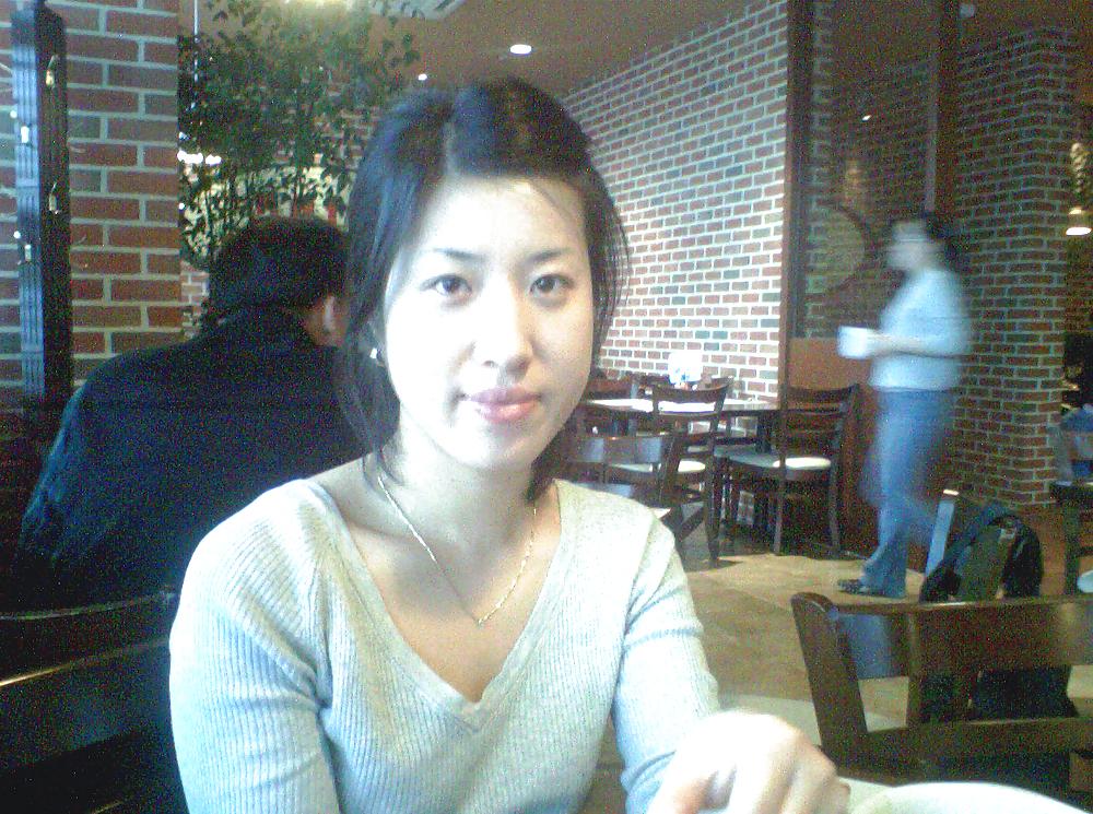 25P Korean milf 