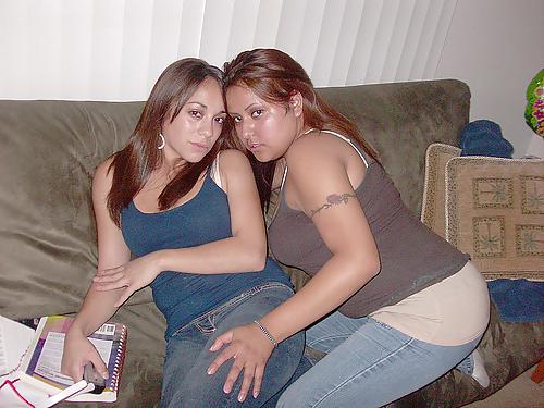 25P Thick latin non nude 