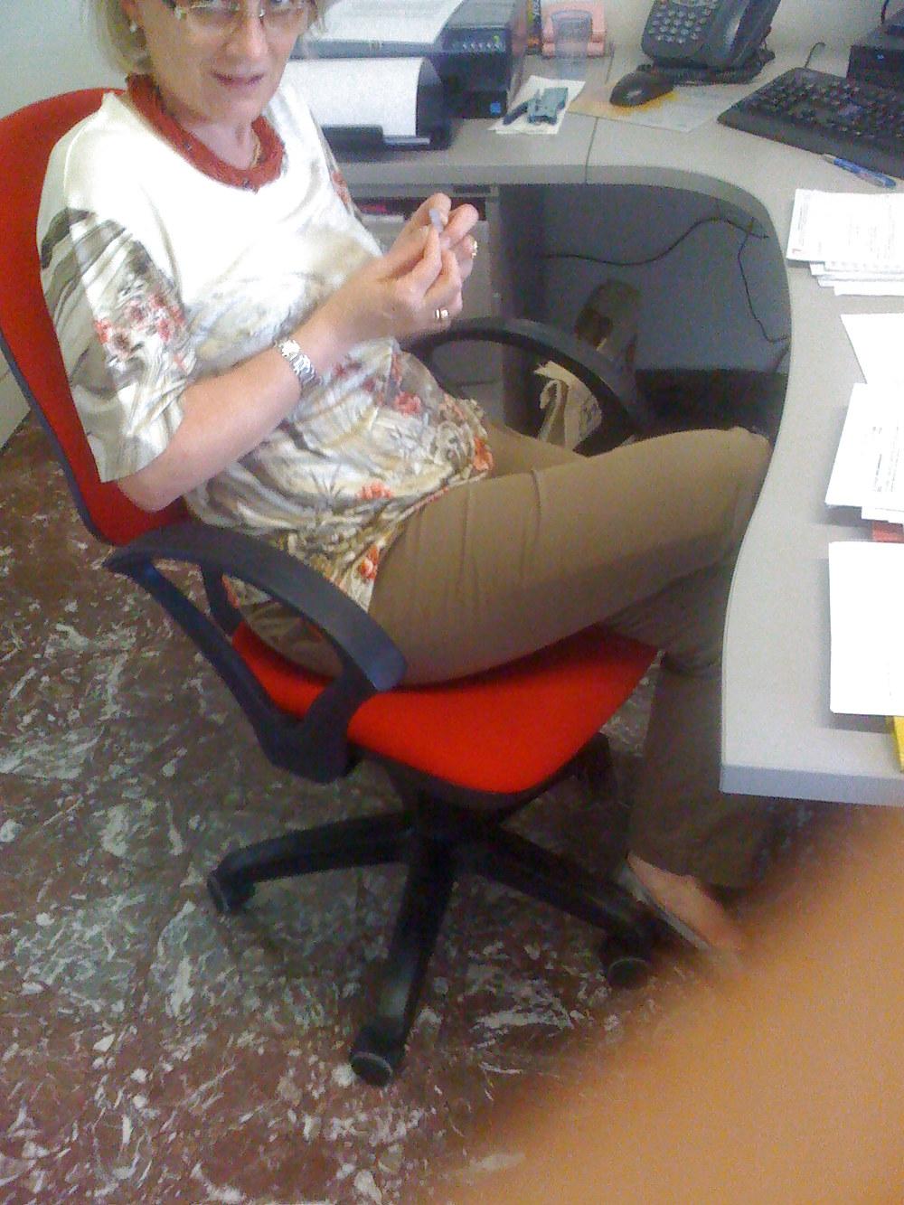 6P Cristina matura segretaria troia - mature secretary