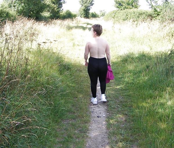 25P Flashing in a forest