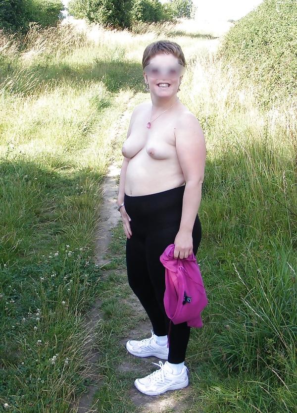 25P Flashing in a forest