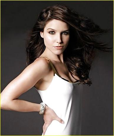 25P Sophia bush
