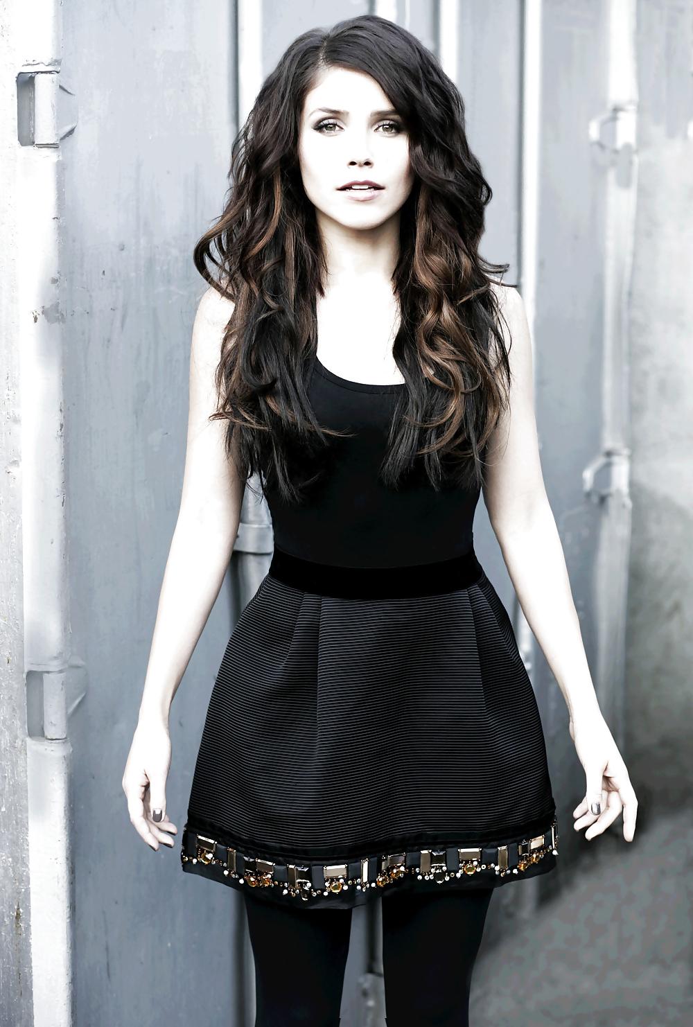 25P Sophia bush