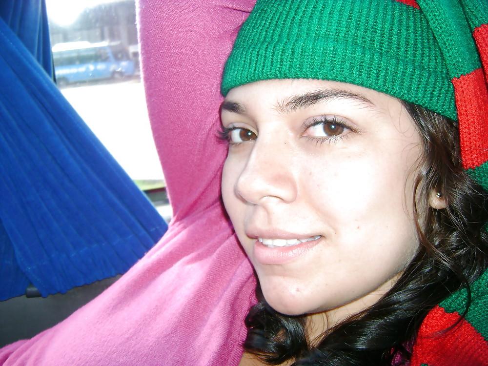 25P Sexy Latino Milf