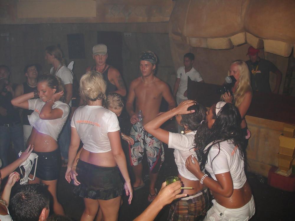 25P Wild College Blonde 2