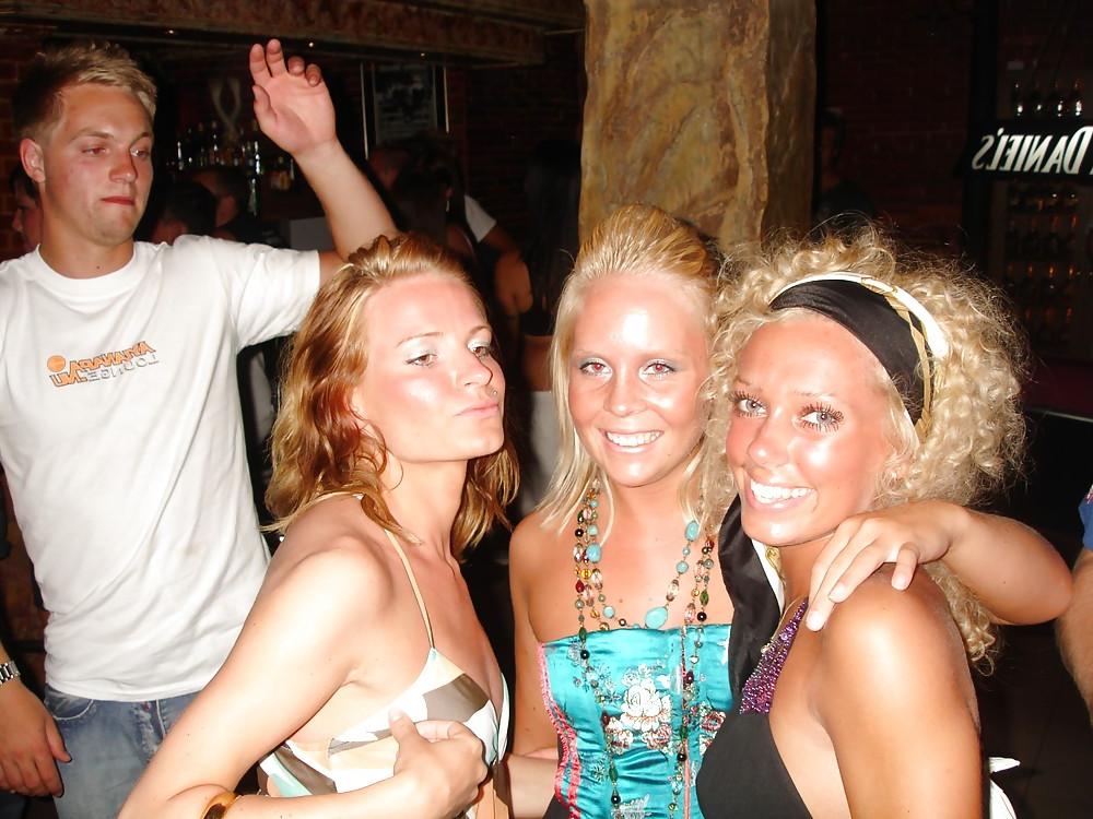 25P Wild College Blonde 2