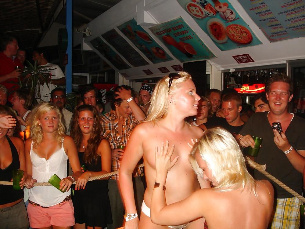 25P Wild College Blonde 2