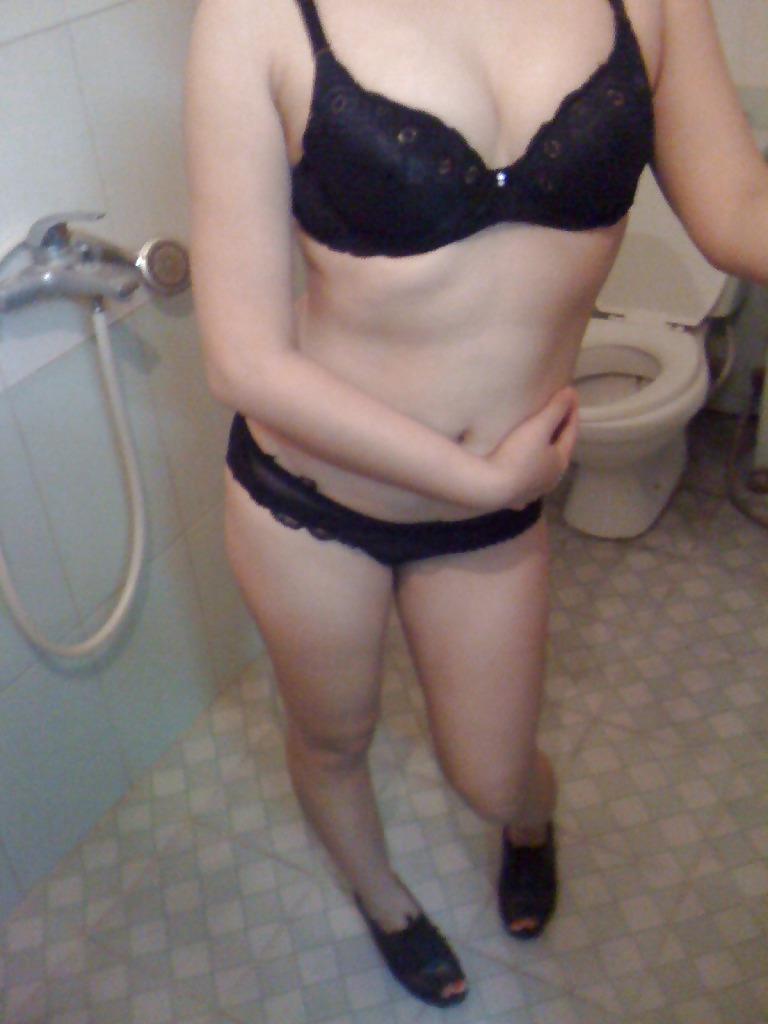 14P Vietnamese Milfs