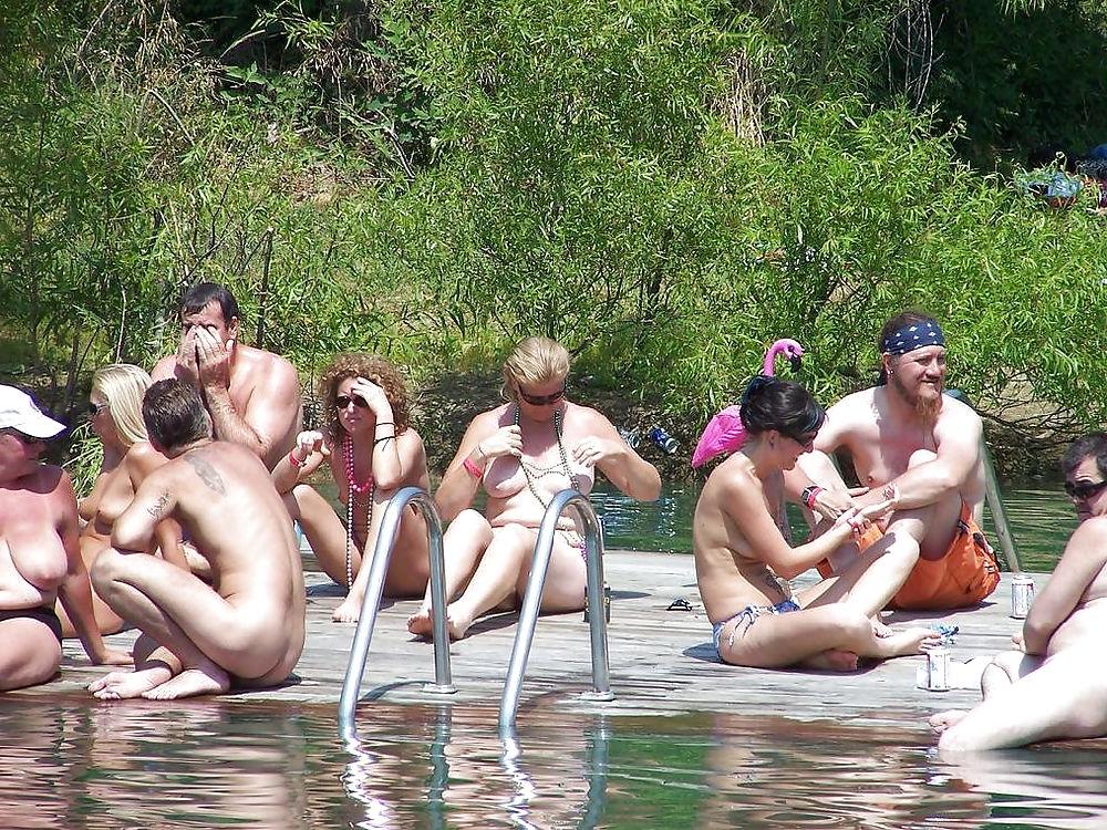 25P Nude Beach Blondes