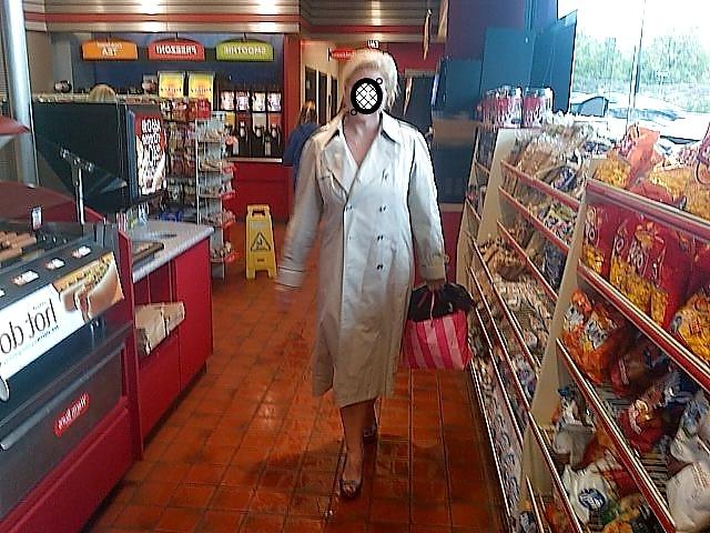 9P SluT flashing  SEXY whore shows ALL