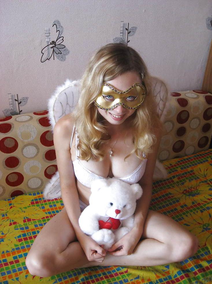 25P Lingerie & Nylons 138