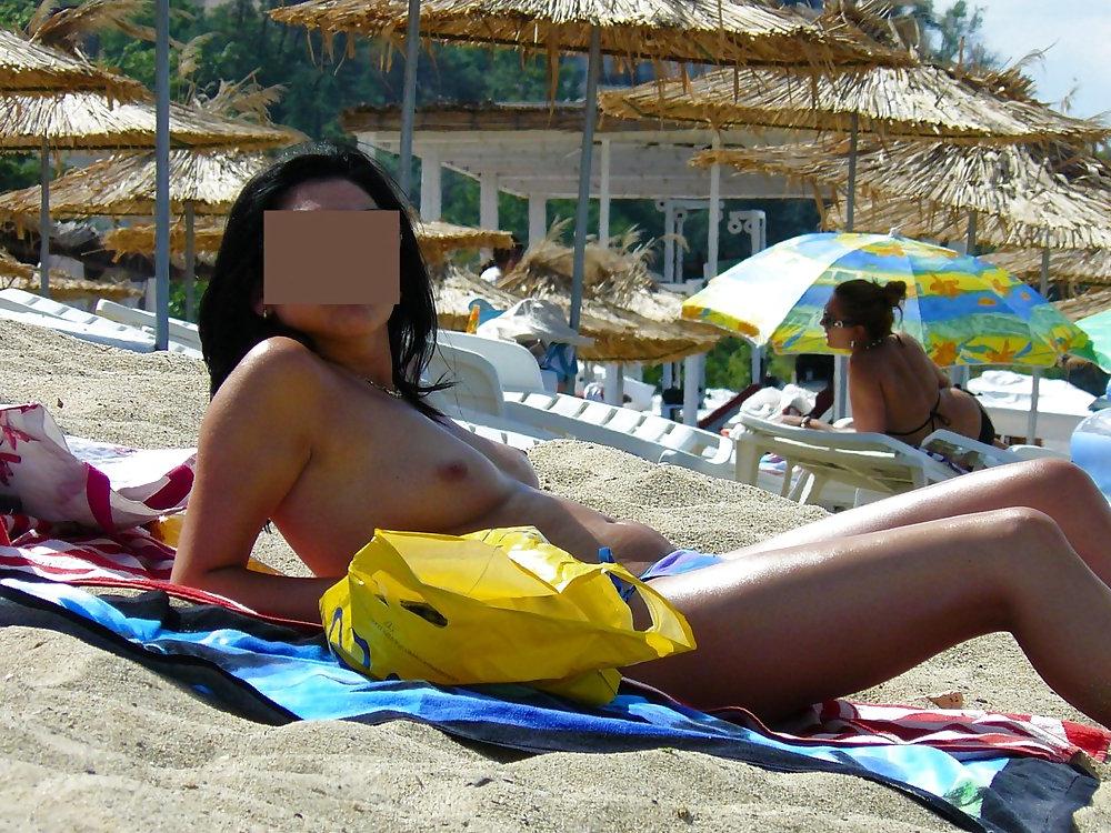 25P Bulgarian Beach Girls from Black Sea - VIII