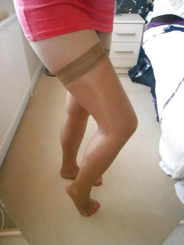 25P Sluts on ebay selling used worn nylons