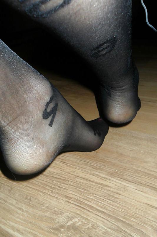 25P Sluts on ebay selling used worn nylons