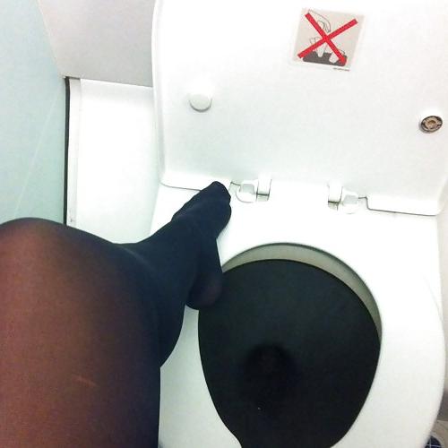 25P Sluts on ebay selling used worn nylons