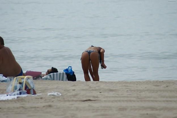 19P Ass on the beach