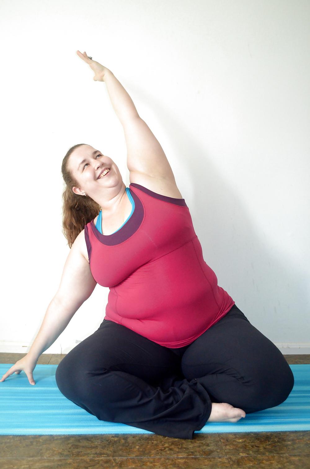 22P BIG GURL YOGA
