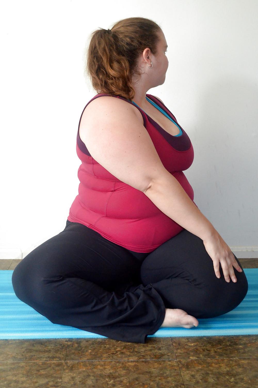 22P BIG GURL YOGA