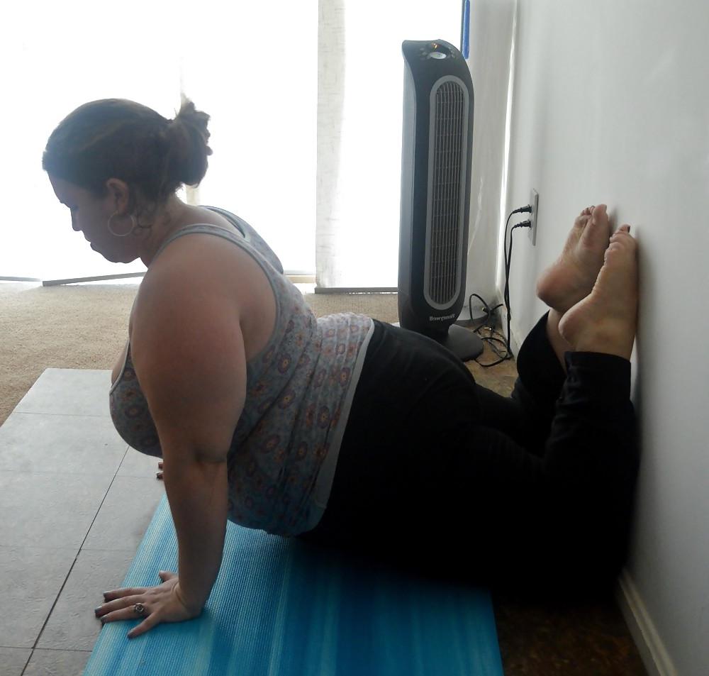 22P BIG GURL YOGA