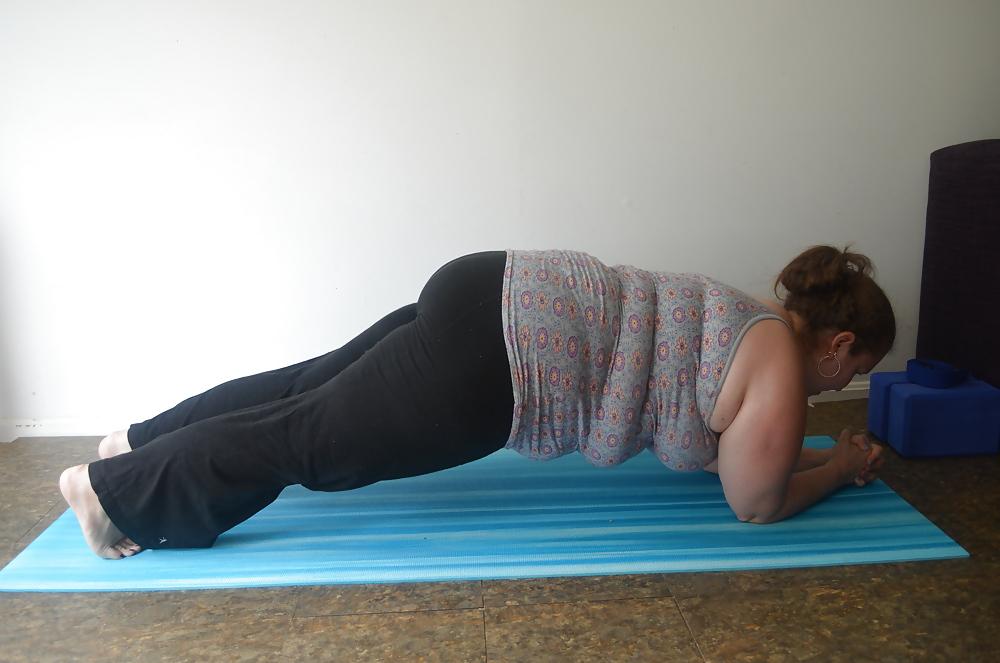 22P BIG GURL YOGA