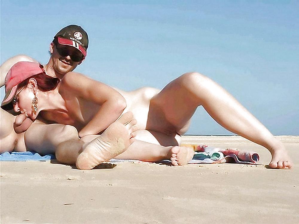 16P Beach Blowjob