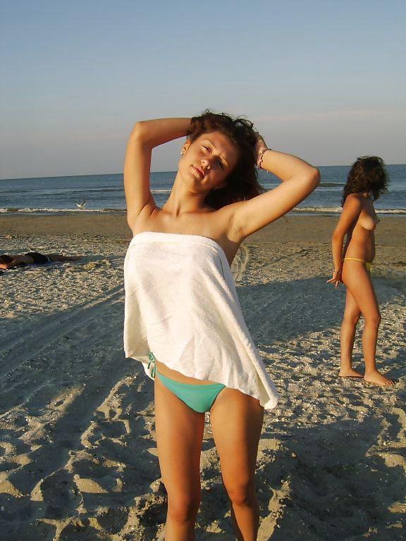 15P Nice beach, bikini and pool girls 3