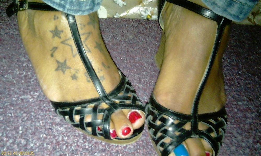 8P Worship My Feet!!!
