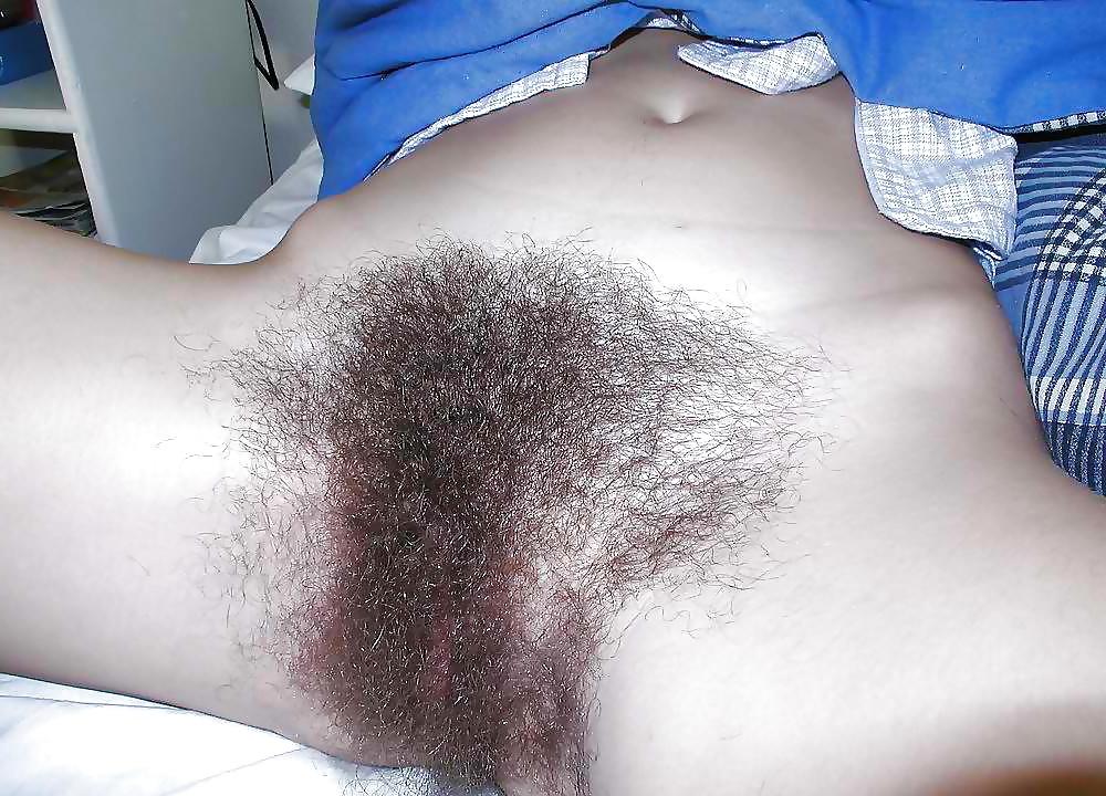 25P Beautiful Hairy Bush!