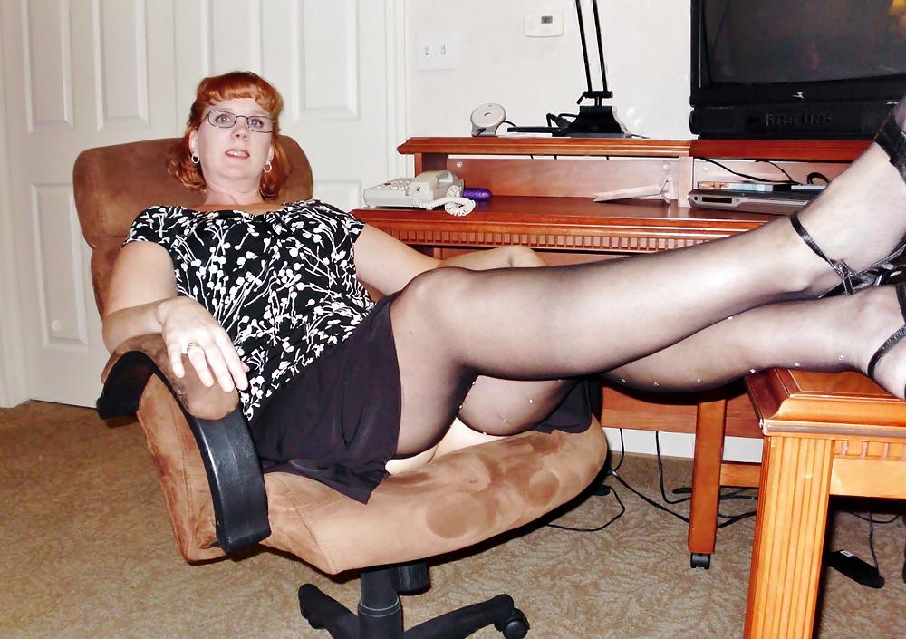 16P Naughty Secretary 
