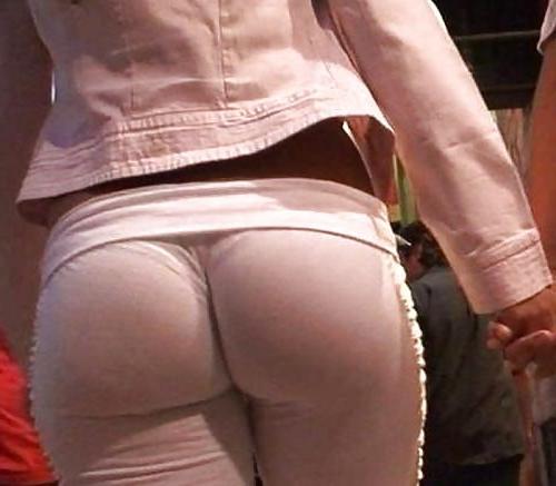 25P Amazing Ass with Pants on