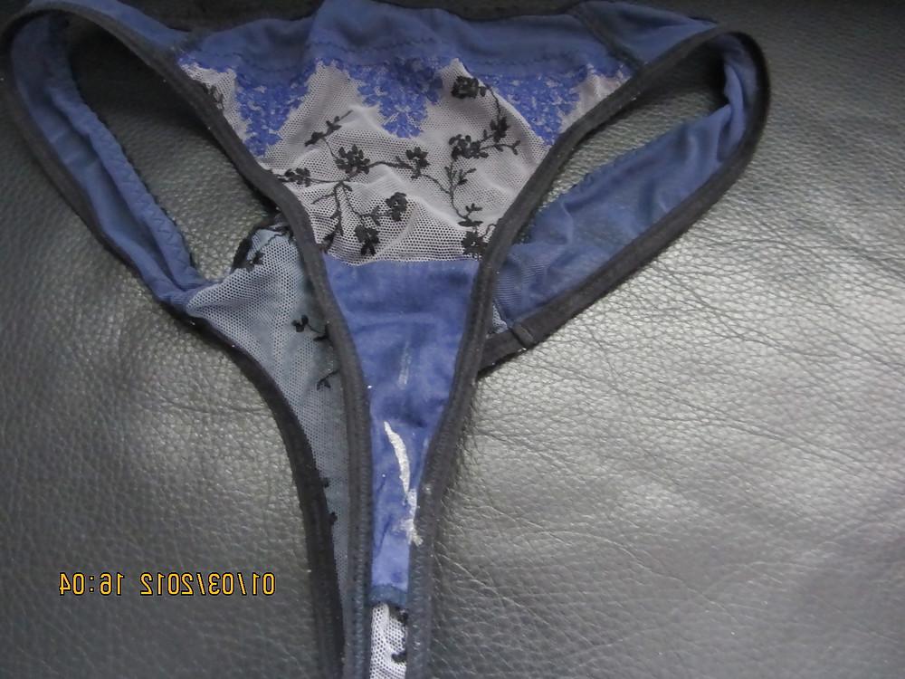 16P Wifes pants
