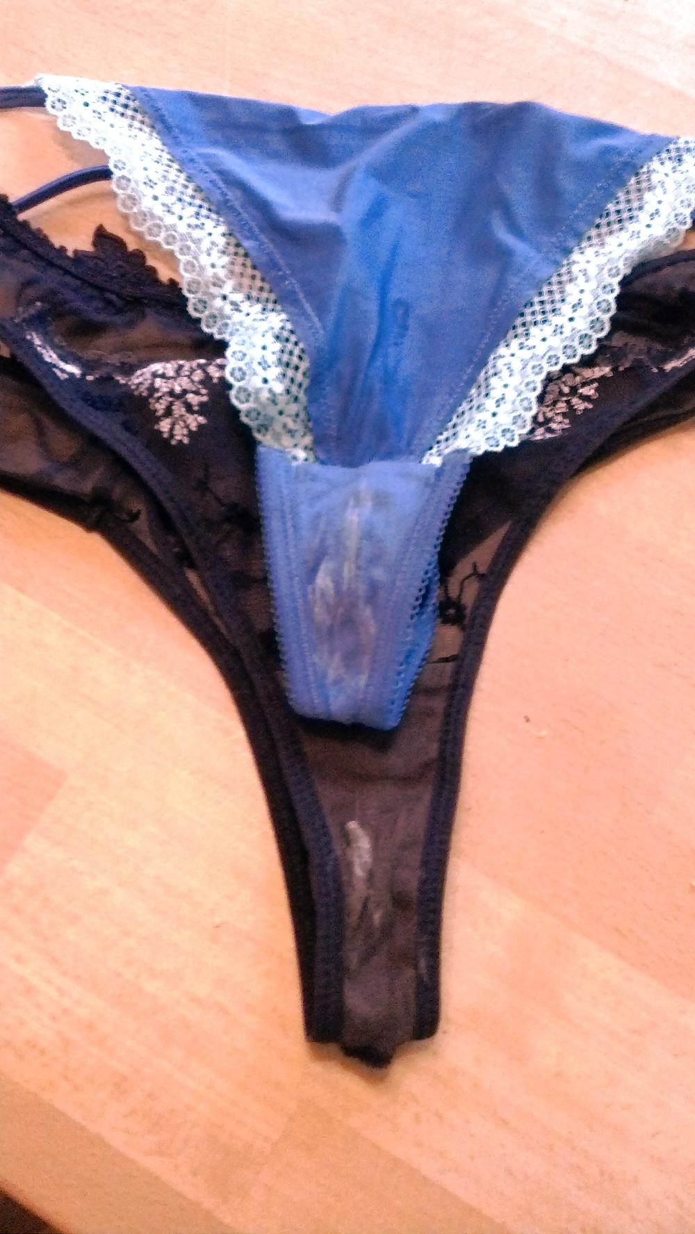 16P Wifes pants