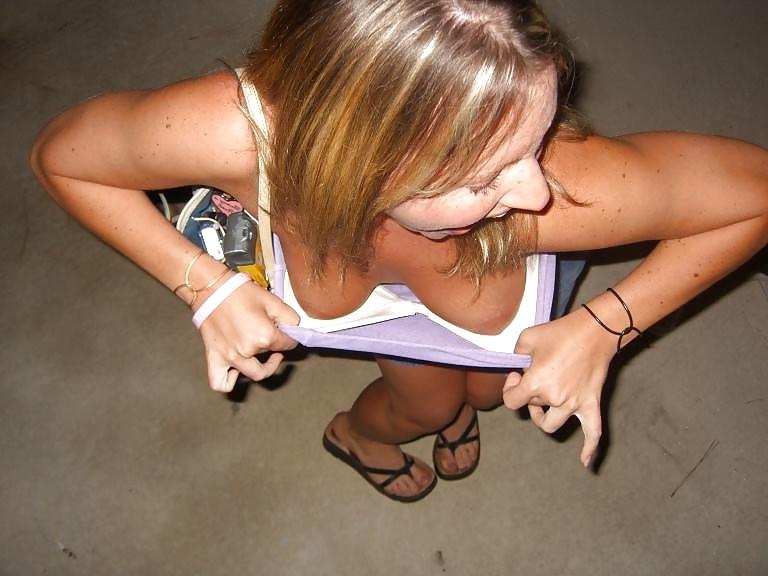 25P Flashing Girls 4