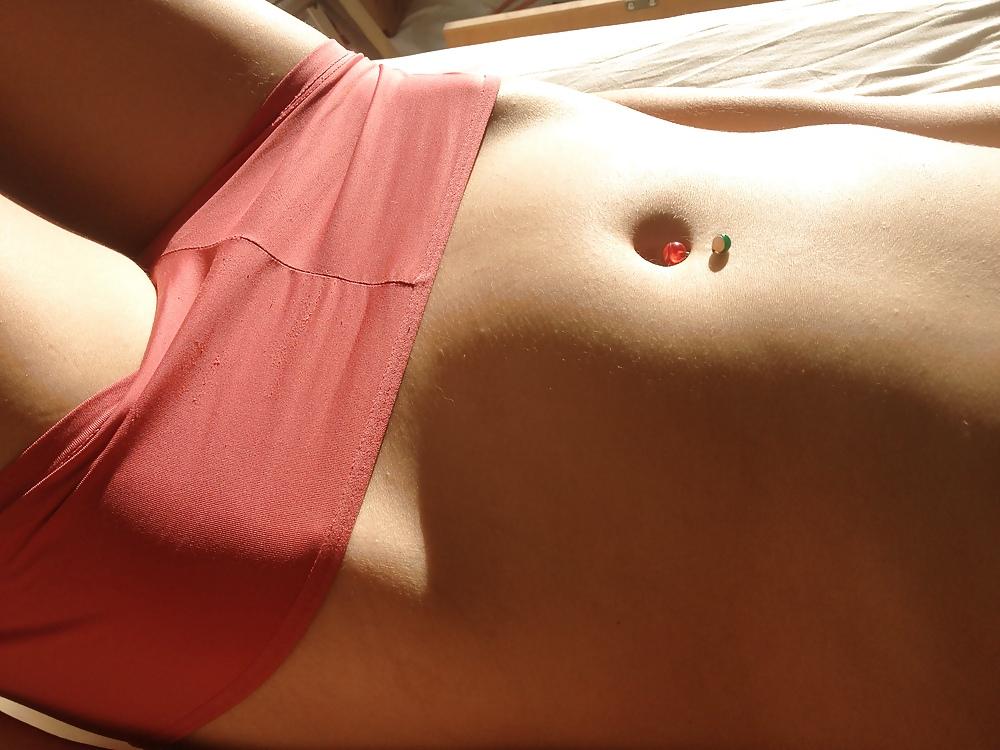 8P Girlfriend's hairy pussy