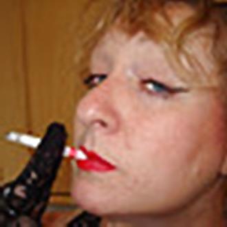 15P Worship the party girl