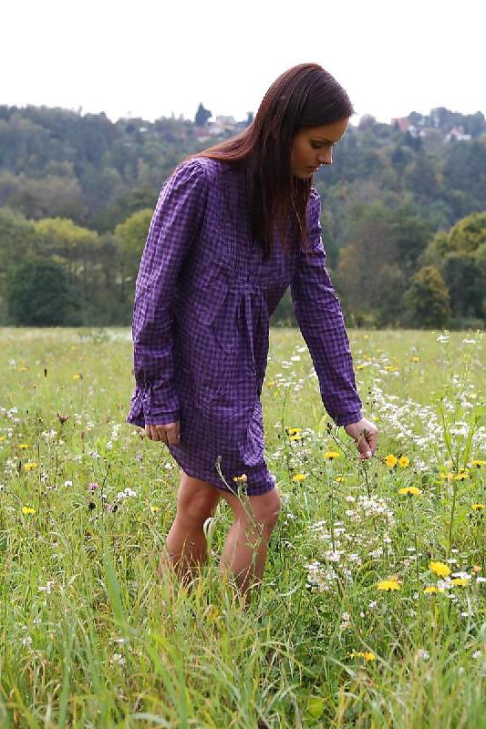 20P Teen brunette flashing in a field