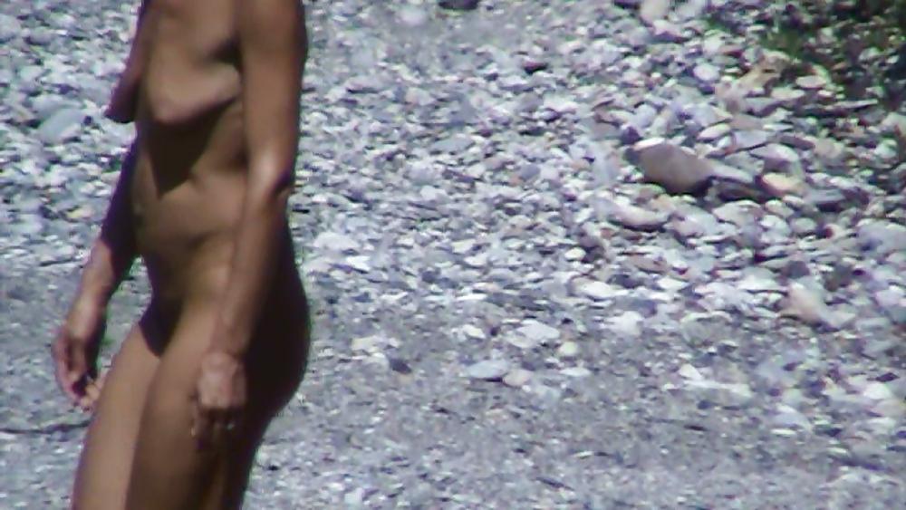 13P Nude beach,suggy tits