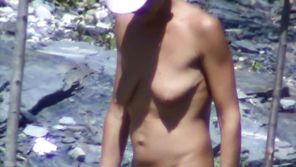 13P Nude beach,suggy tits