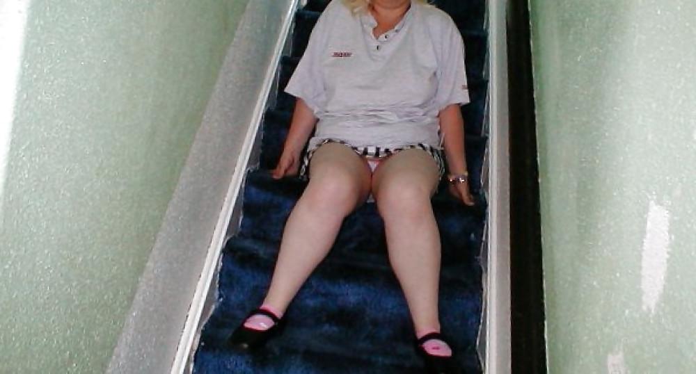 25P Wife upskirt and pantie pics