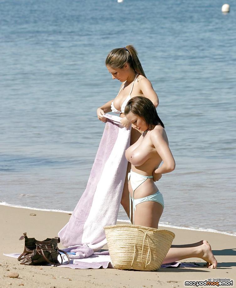 25P Lots of nude beach girls