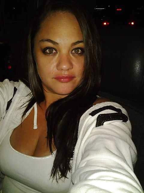 14P Thick Latino-Babe