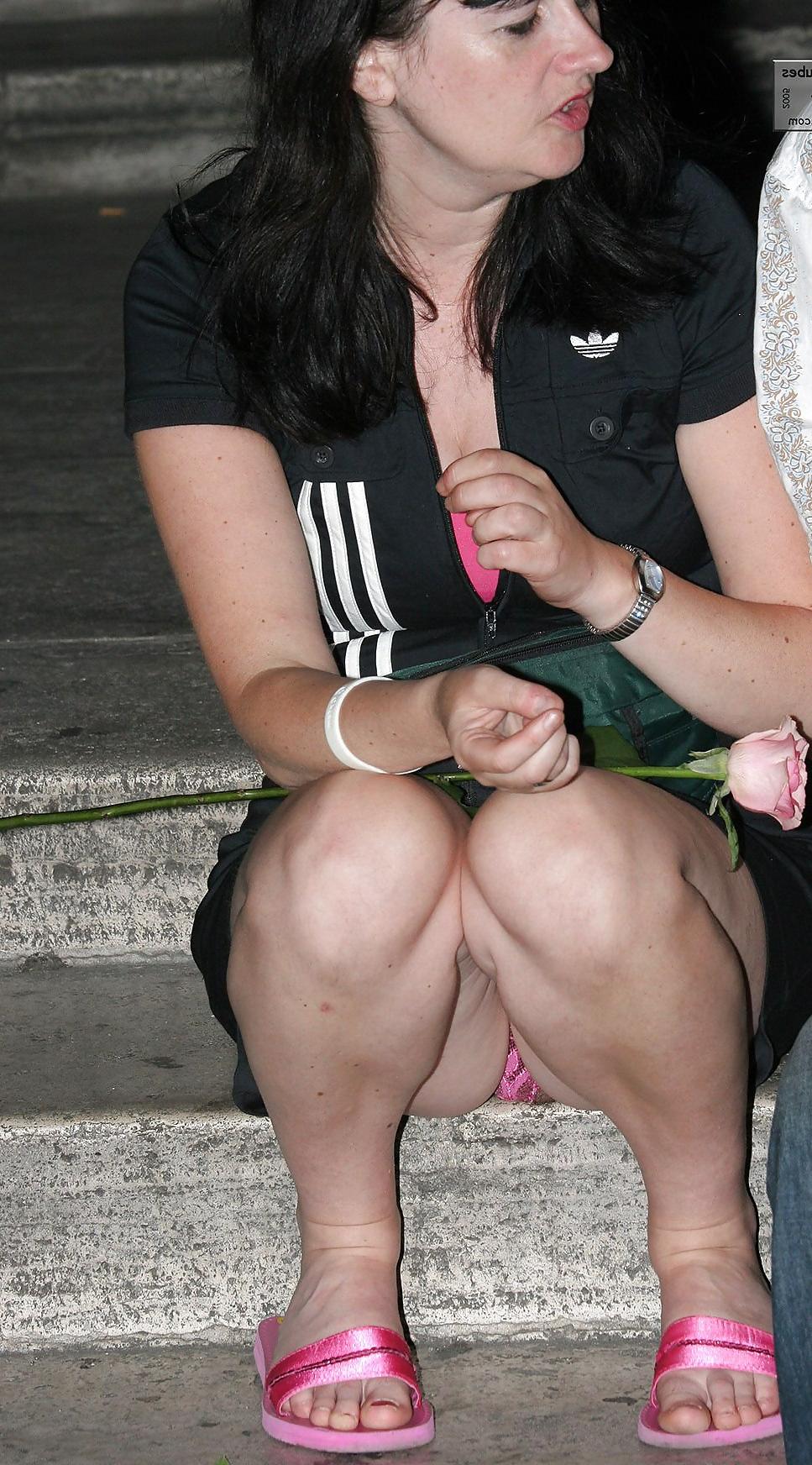 25P Upskirt 6