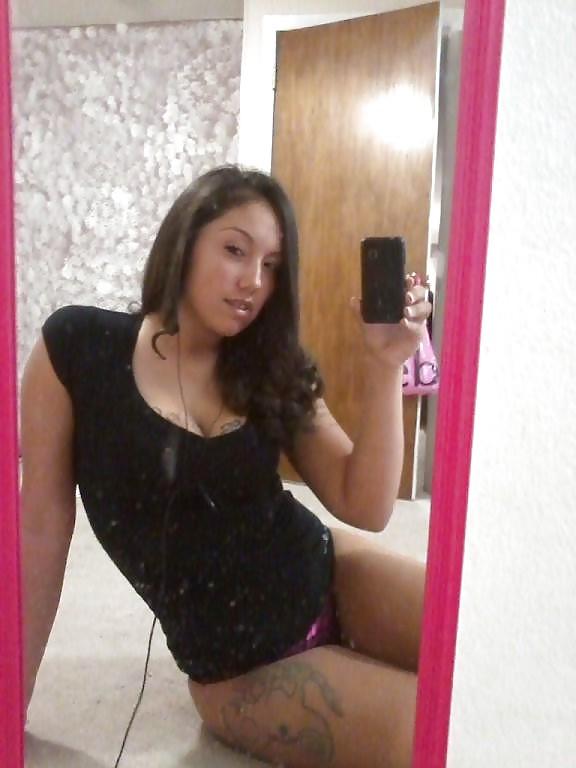 14P Sexy latino Babe
