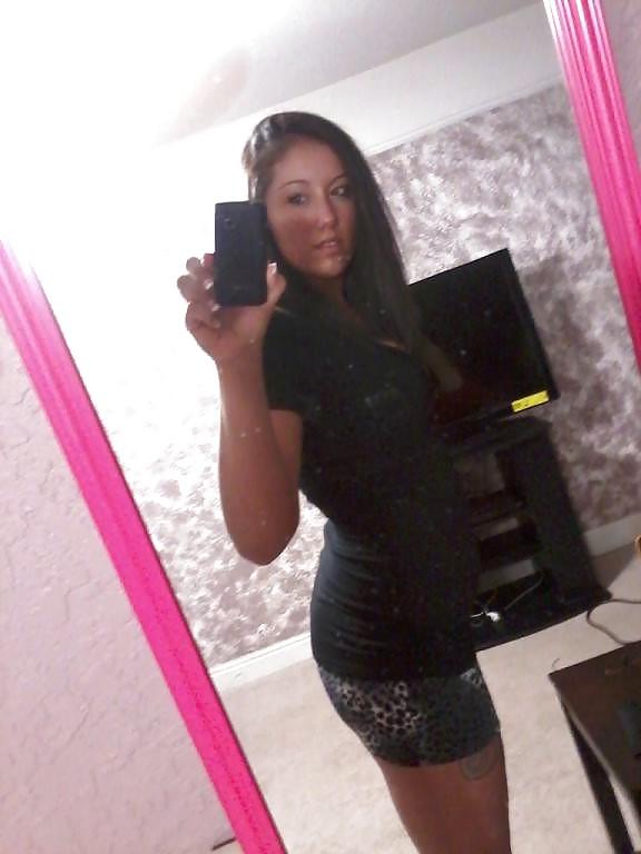 14P Sexy latino Babe