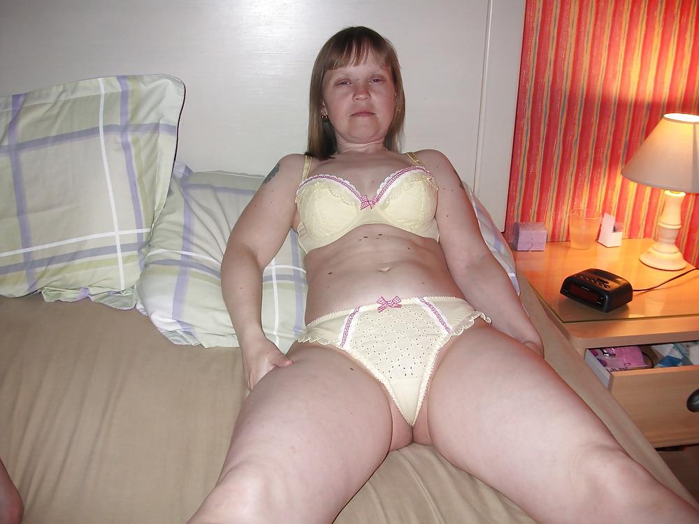 15P Zwergische reife MILF-Mutter