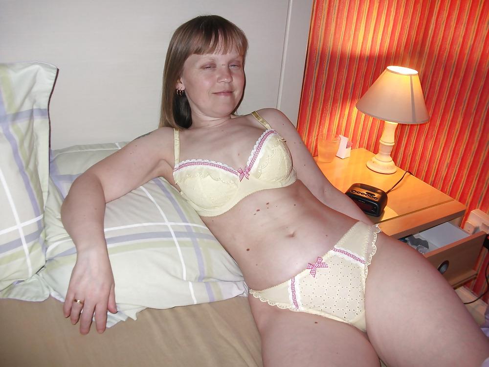 15P Zwergische reife MILF-Mutter