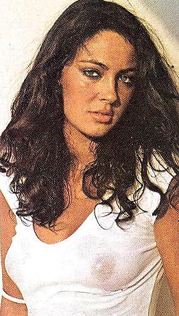 13P Retro Barbara - Very hairy and Tanlines